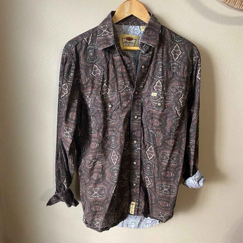 Funky pattern Larry Mahan pearl snap shirt
